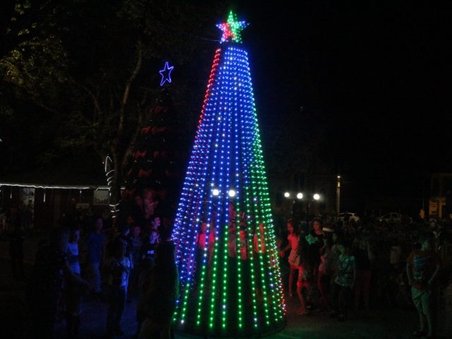 “Natal na Praça” inicia em Victor Graeff