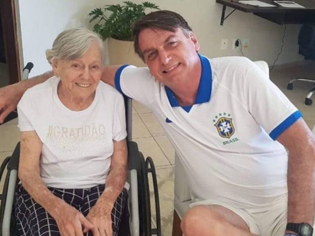 Morre a mãe do presidente Bolsonaro, aos 94 anos