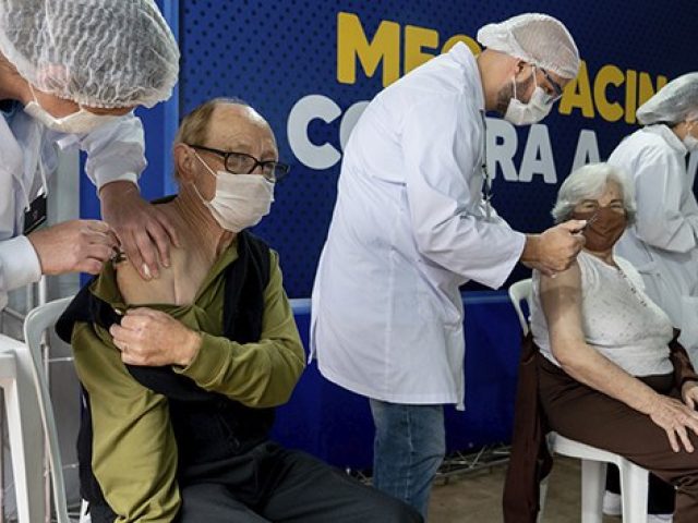 Brasil ultrapassa marca de 340 milhões de doses de vacinas Covid-19 aplicadas
